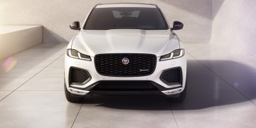 Jag_F-PACE_22MY_01_R-Dynamic_Black_Exterior_Front_110821 (1)